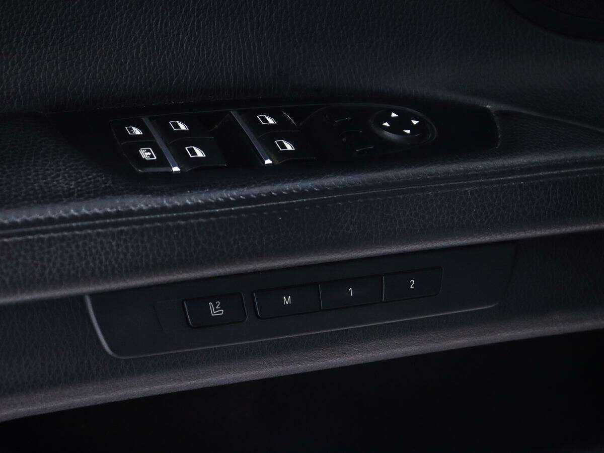 BMW 7 серии Long 740Li xDrive, 2013 Фото №21