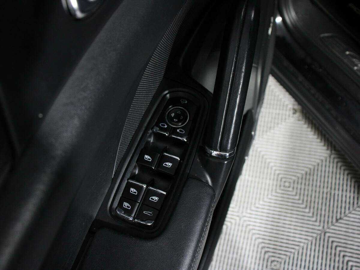 Porsche Cayenne Turbo, 2010 Фото №18