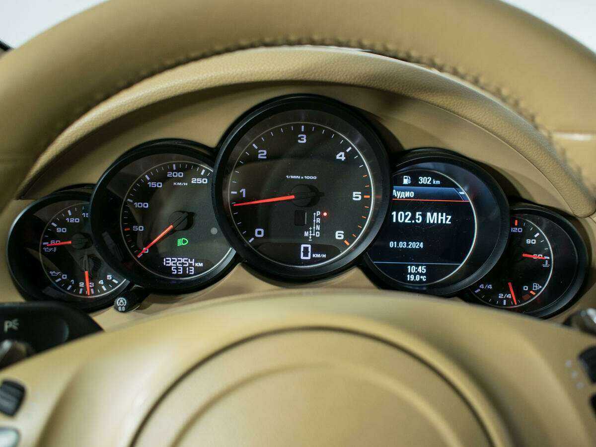 Porsche Cayenne Diesel, 2013 Фото №11