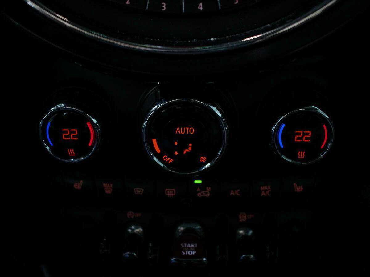 Mini Hatch Cooper, 2014 Фото №11