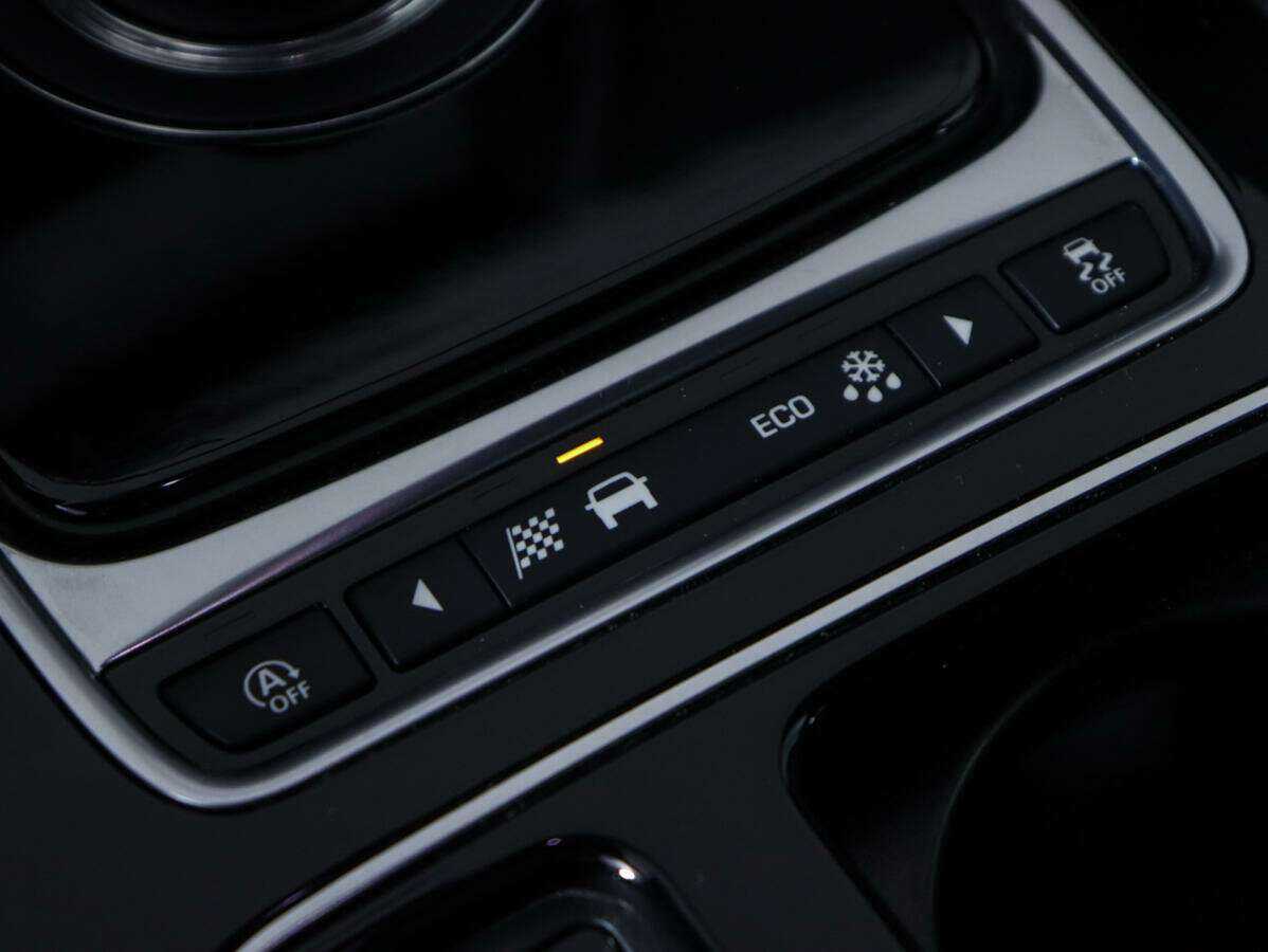 Jaguar F-Pace, 2018 Фото №19