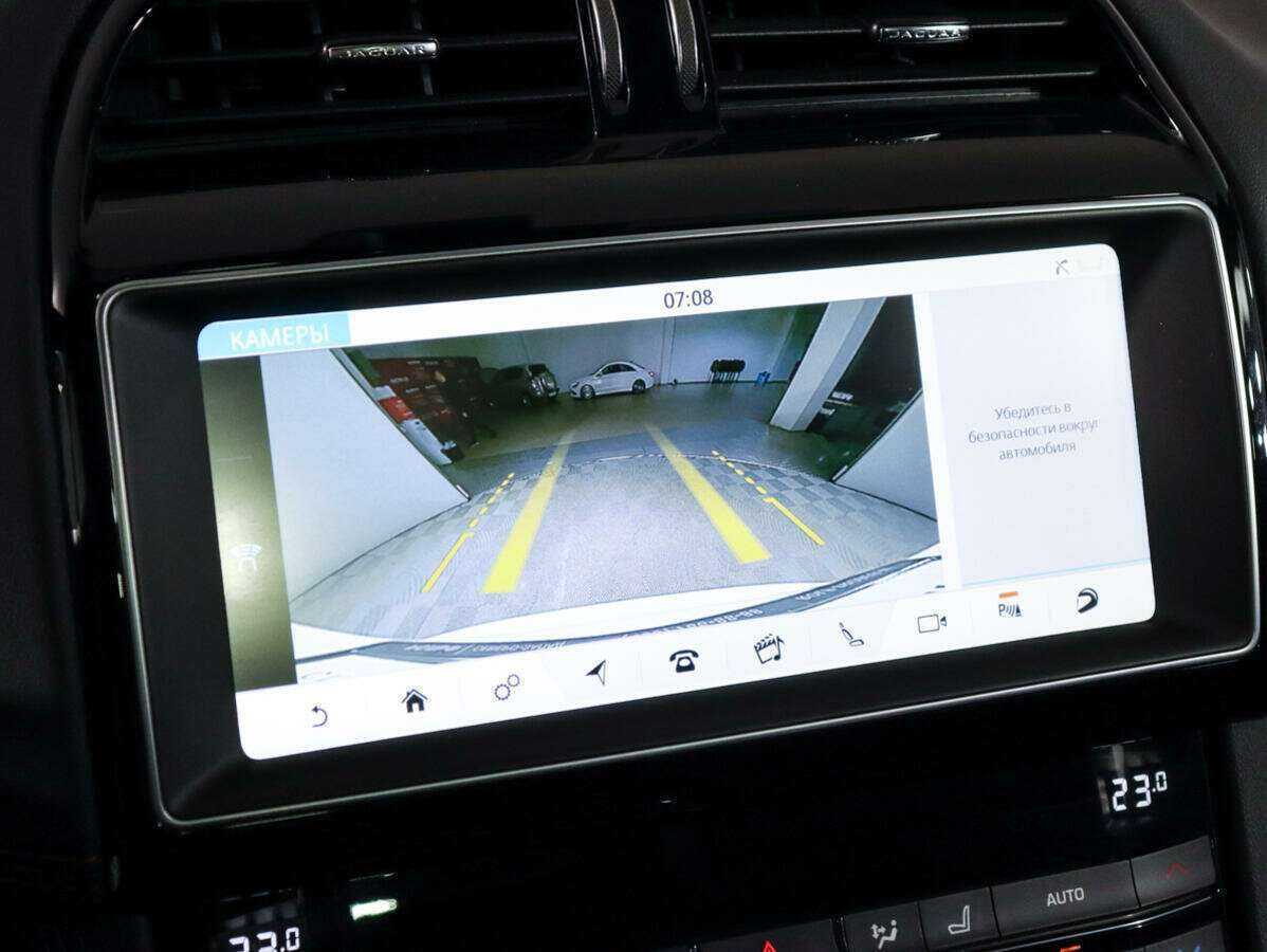 Jaguar F-Pace, 2018 Фото №21