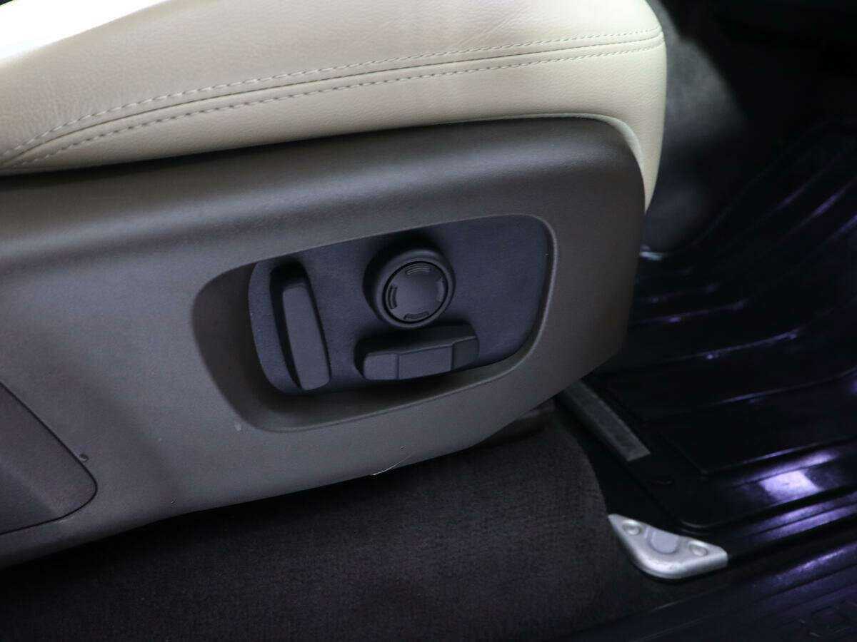 Land Rover Range Rover Sport, 2018 Фото №16