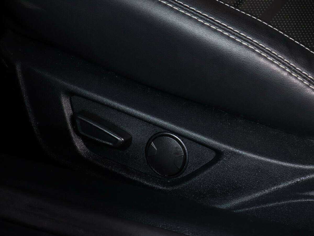 Ford Mustang, 2022 Фото №16