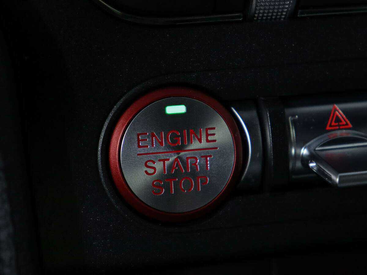 Ford Mustang, 2022 Фото №18