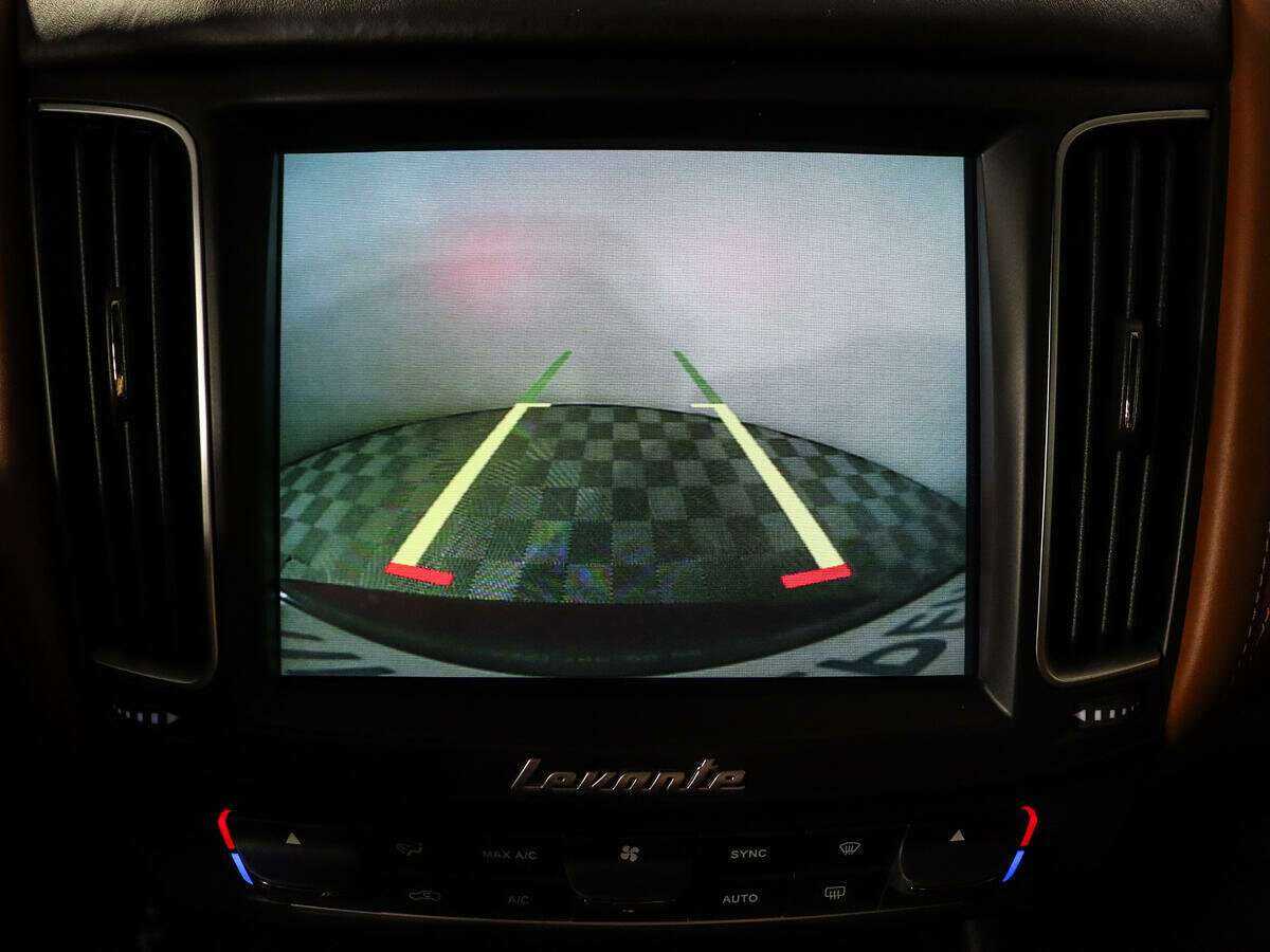 Maserati Levante Diesel, 2016 Фото №14