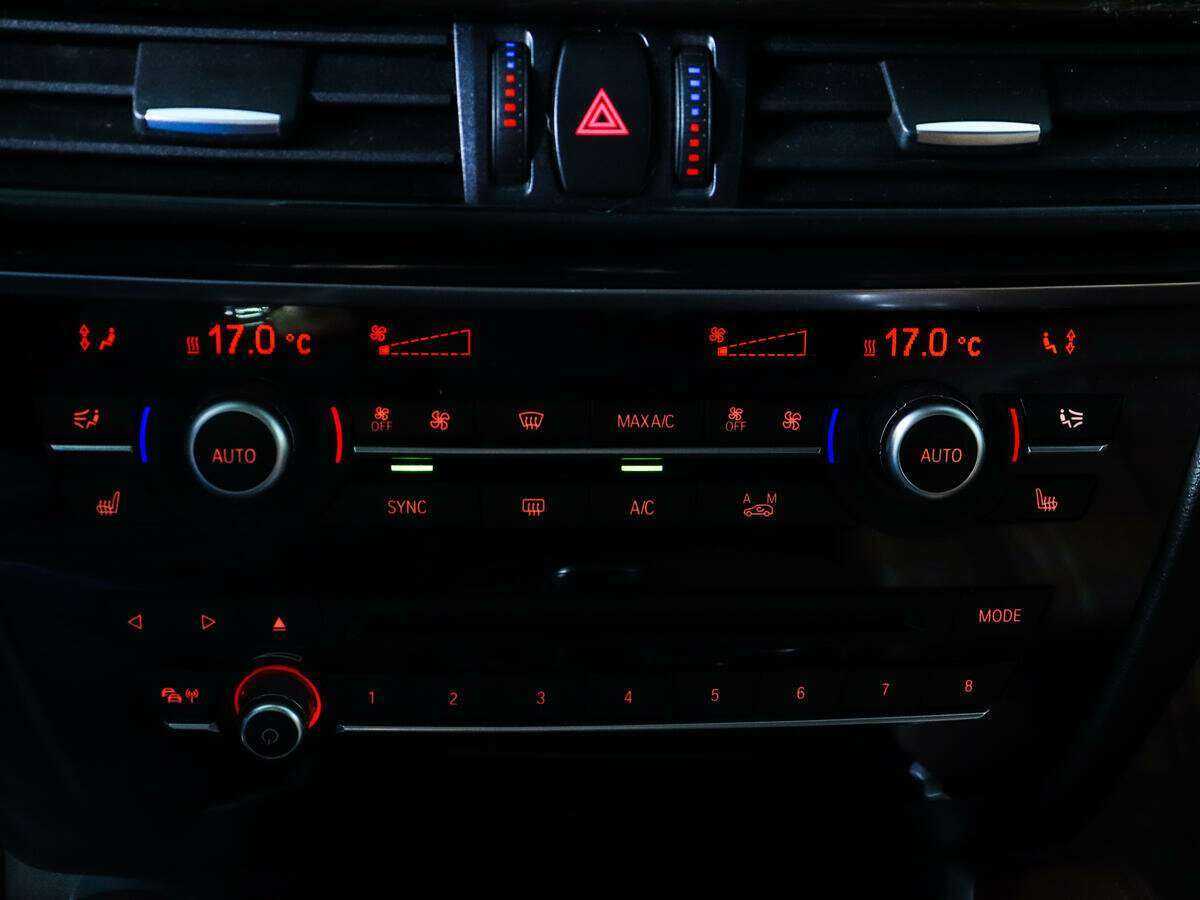 BMW X6 35i, 2015 Фото №17