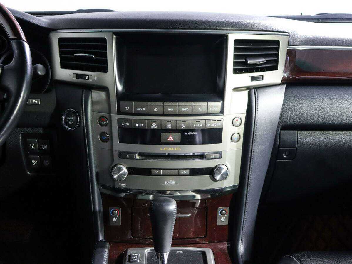 Lexus LX 570, 2012 Фото №12