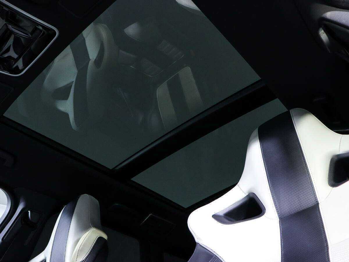 Land Rover Range Rover Sport SVR, 2015 Фото №13