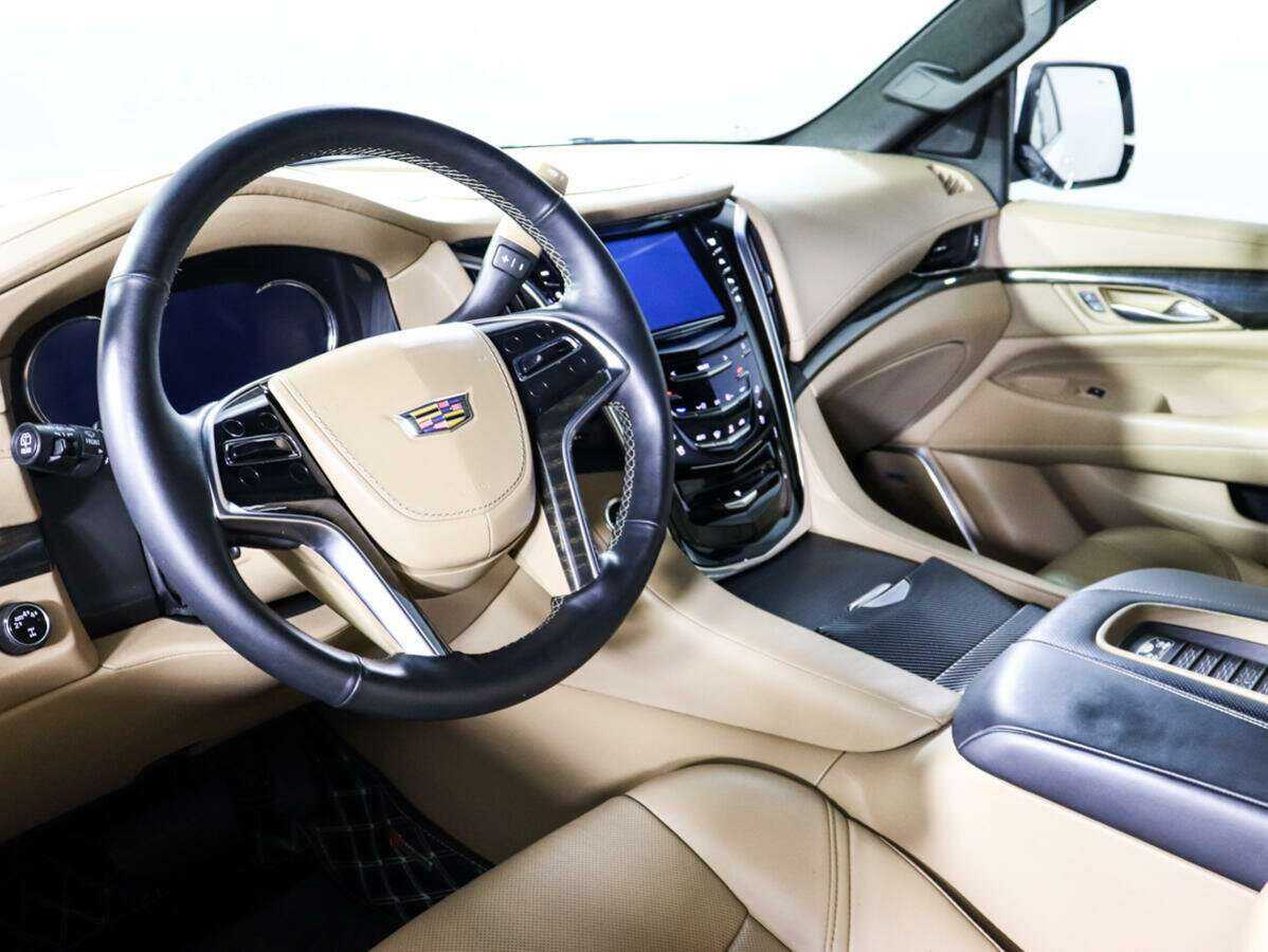 Cadillac Escalade ESV, 2018 Фото №14