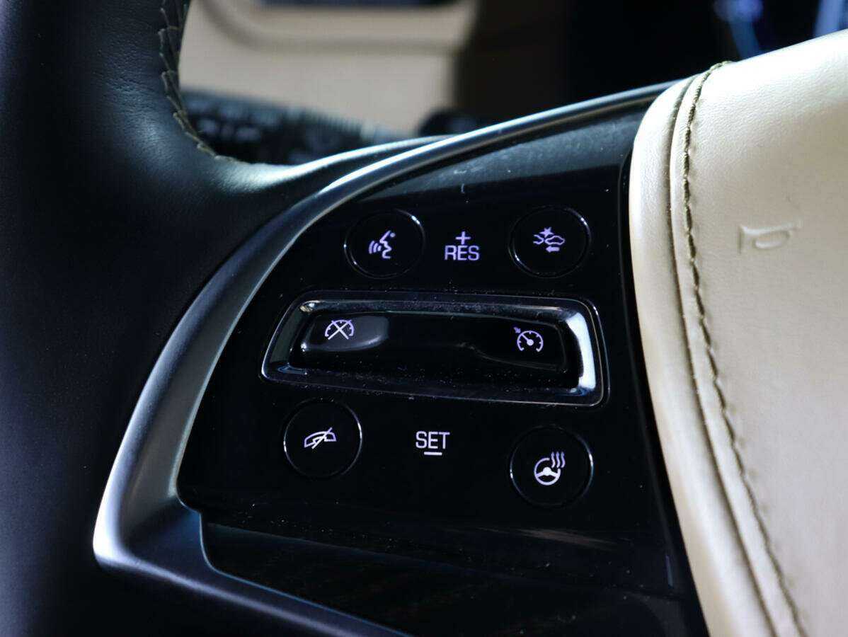 Cadillac Escalade ESV, 2018 Фото №24