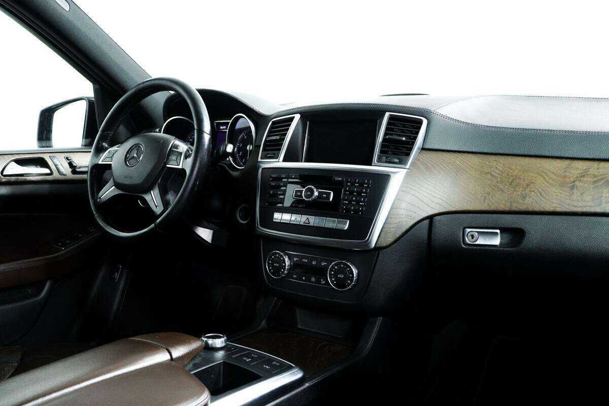 Mercedes-Benz GL-Класс 400, 2015 Фото №9