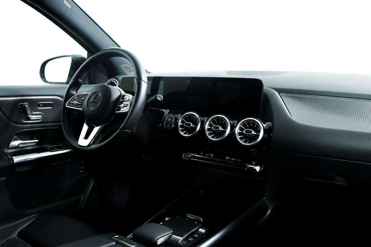 Mercedes-Benz GLA 200, 2020 Фото №9