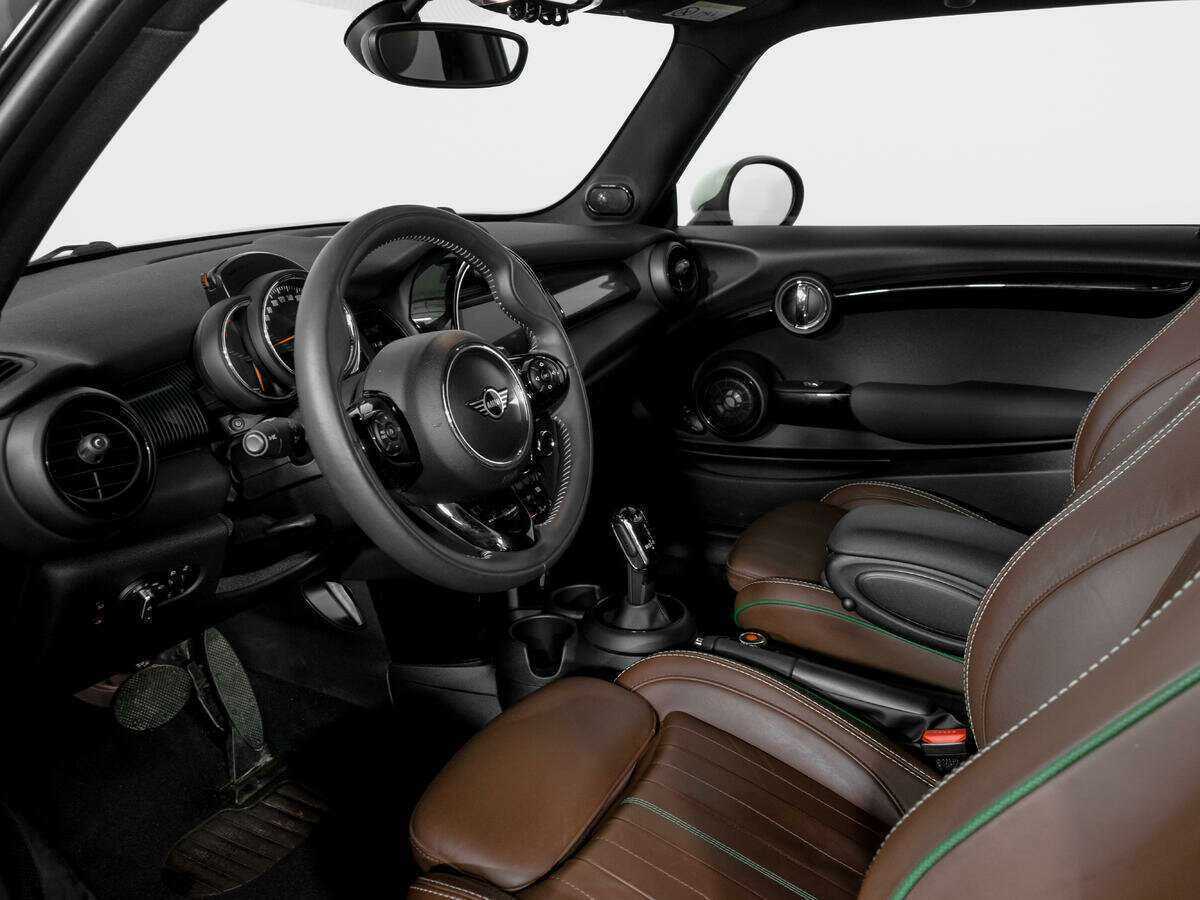 Mini Hatch Cooper S, 2019 Фото №17