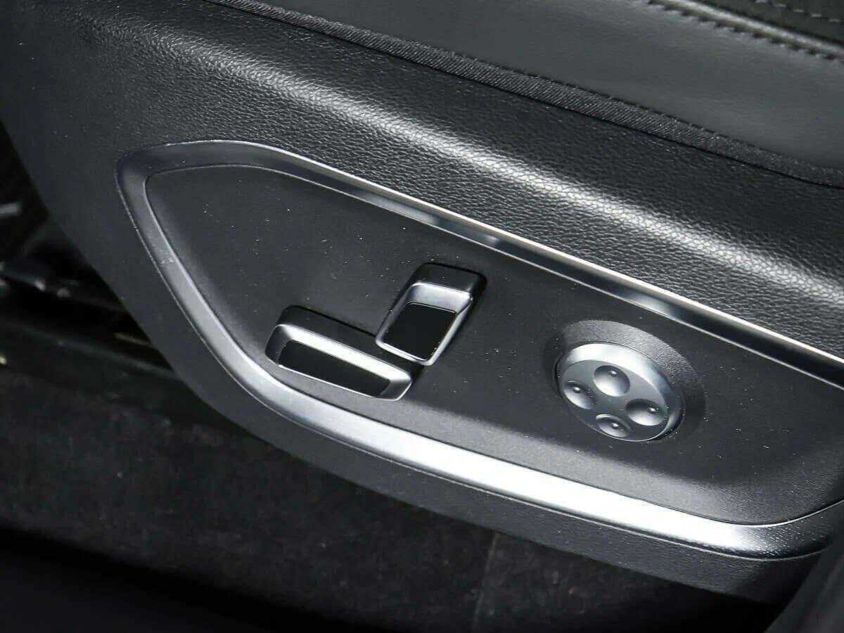 Geely Tugella, 2023 Фото №23