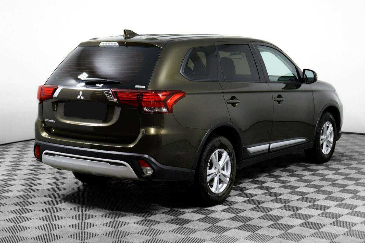 Mitsubishi Outlander, 2020 - 7 842 км. | Фото №5