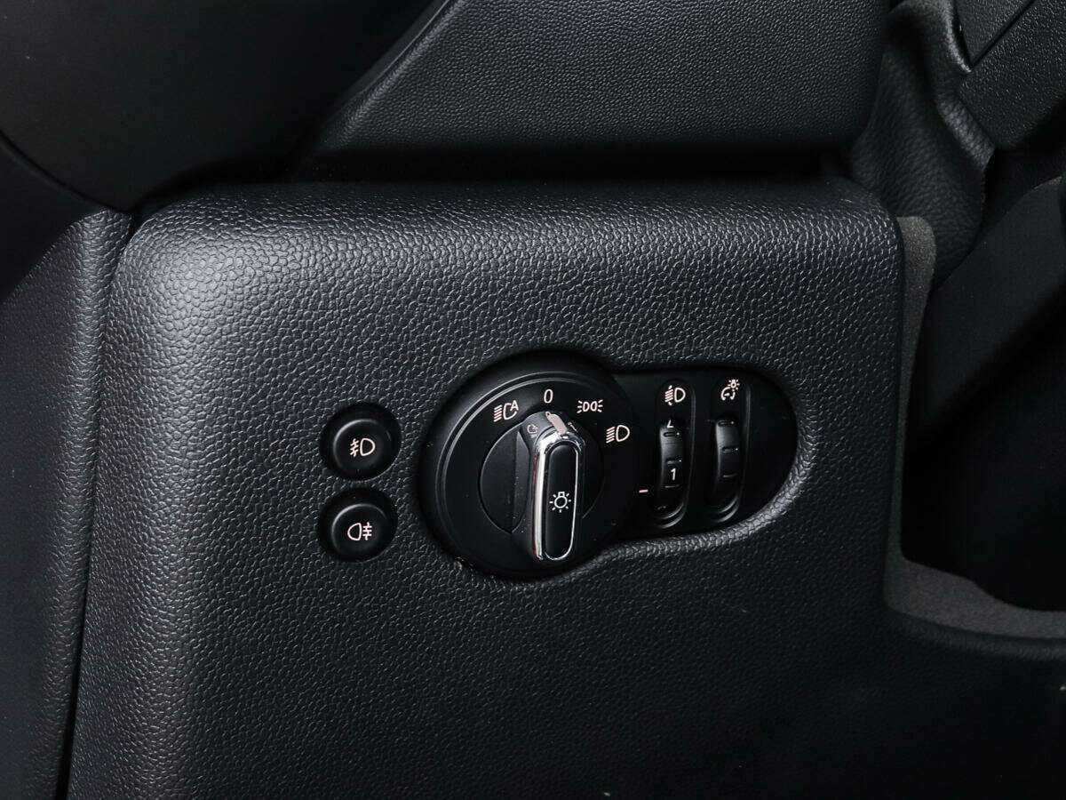 Mini Hatch Cooper, 2021 Фото №17