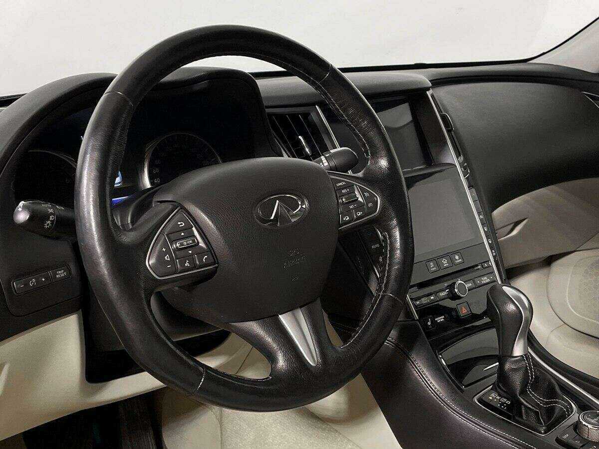 Infiniti Q50, 2015 Фото №15