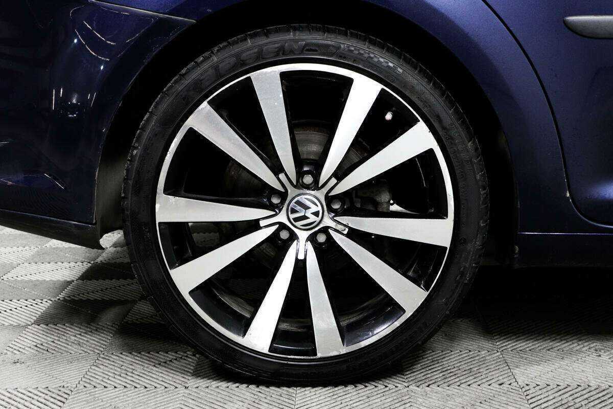 Volkswagen Touran, 2012 Фото №14