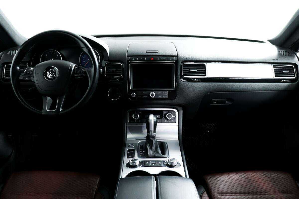 Volkswagen Touareg, 2016 Фото №11