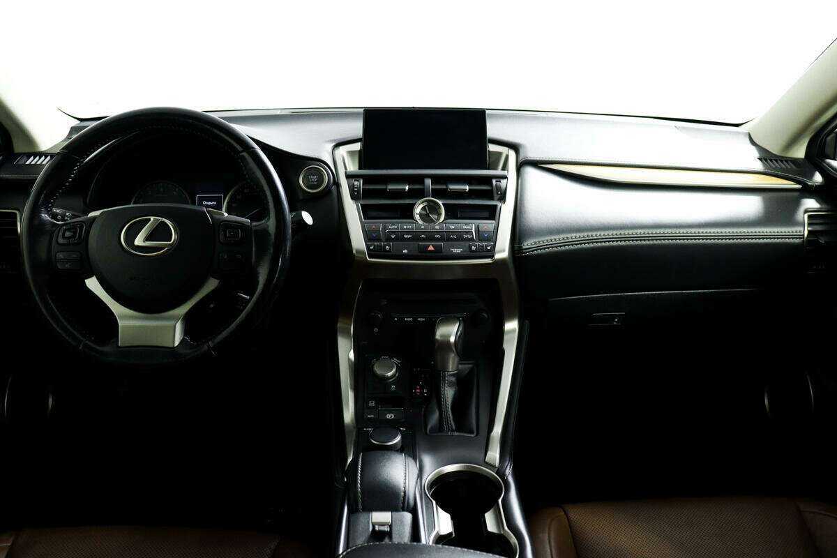 Lexus NX 200t, 2015 Фото №11