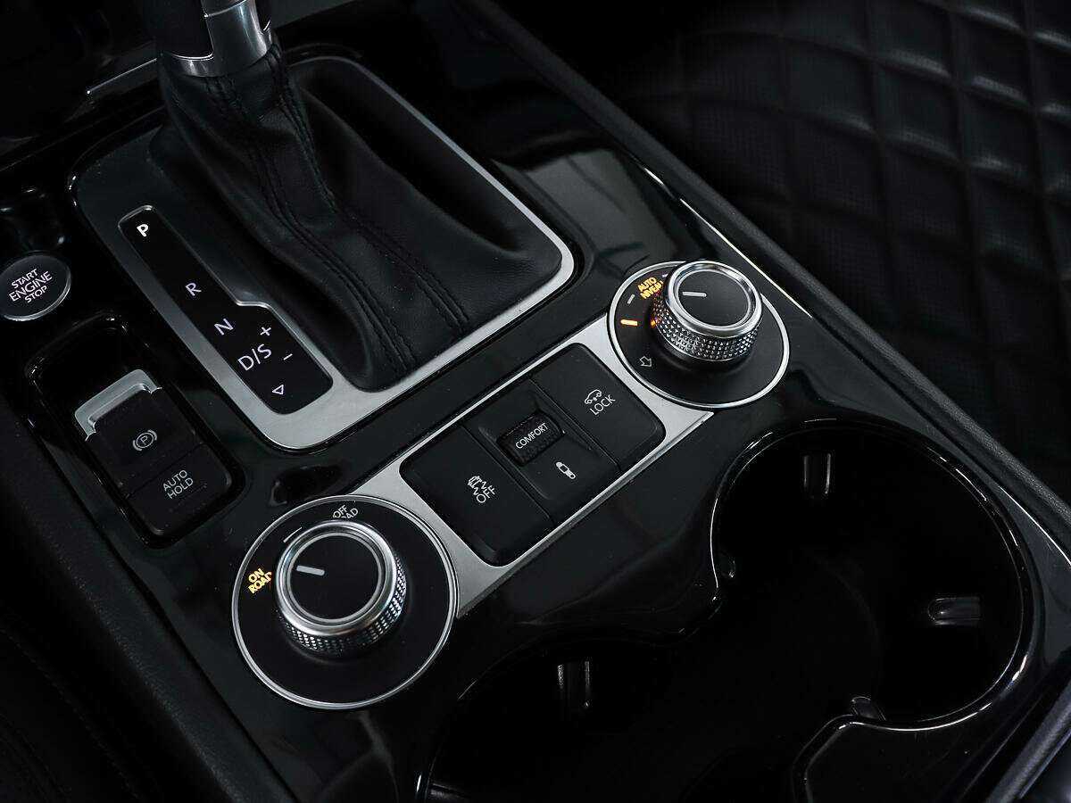 Volkswagen Touareg, 2016 Фото №20