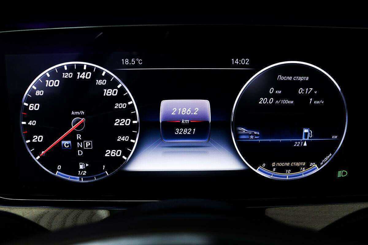 Mercedes-Benz E-Класс 200, 2017 Фото №9