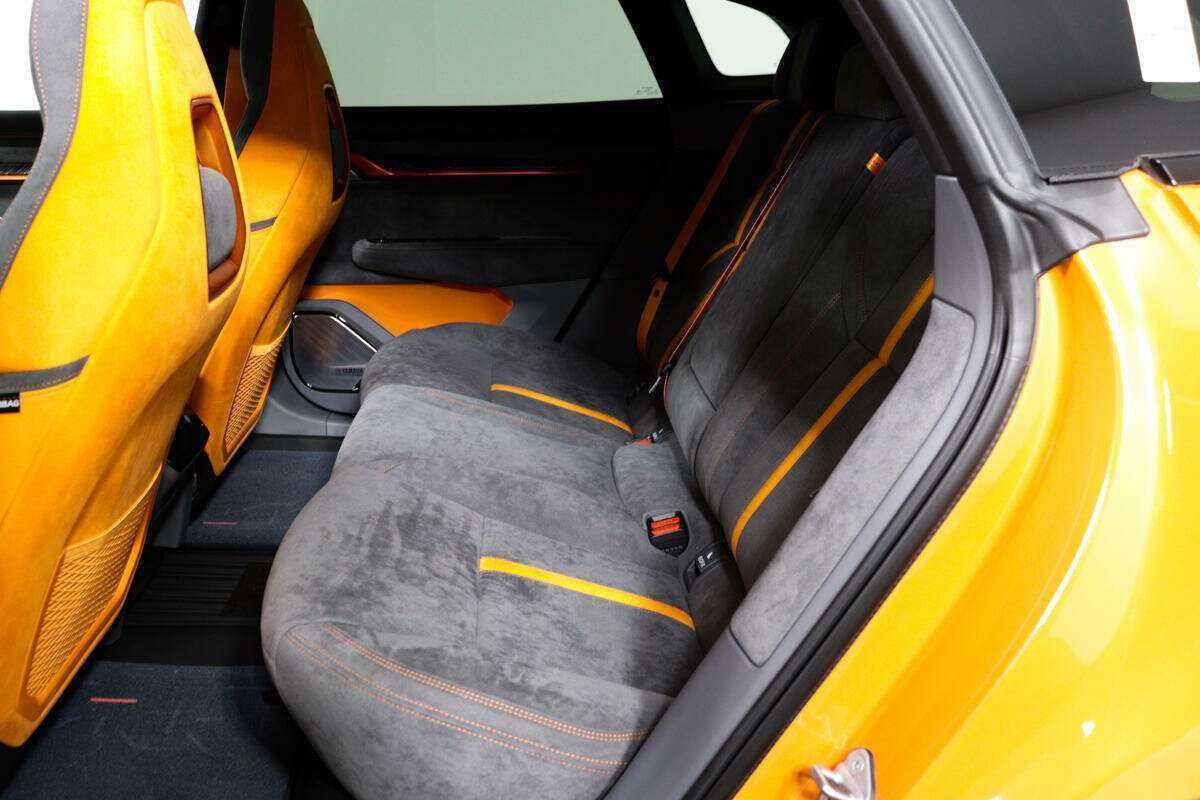 Zeekr 001 100 kWh, 2023 Фото №12