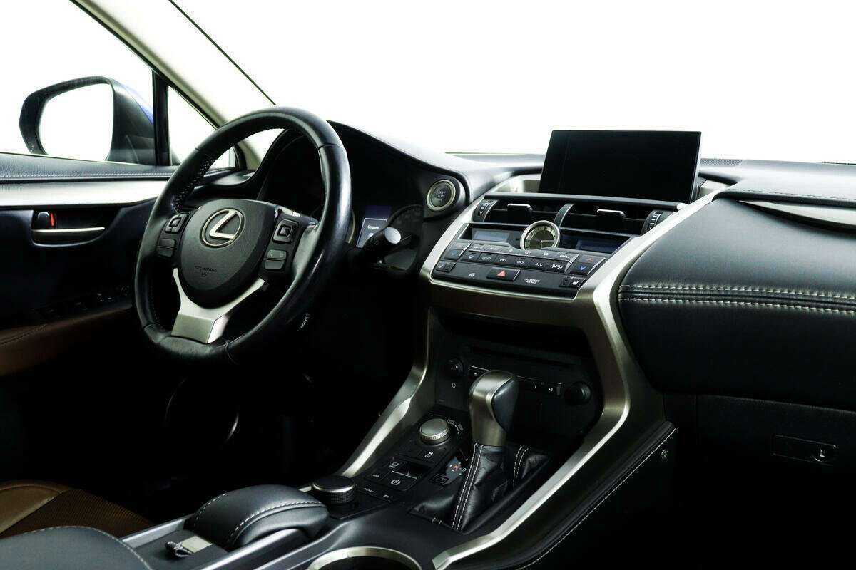 Lexus NX 200t, 2017 Фото №9