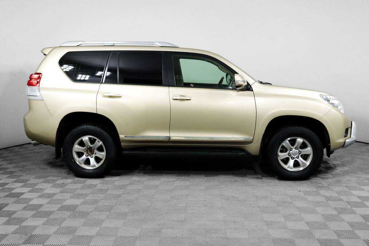 Toyota Land Cruiser Prado, 2011 - 78 001 км. | Фото №4