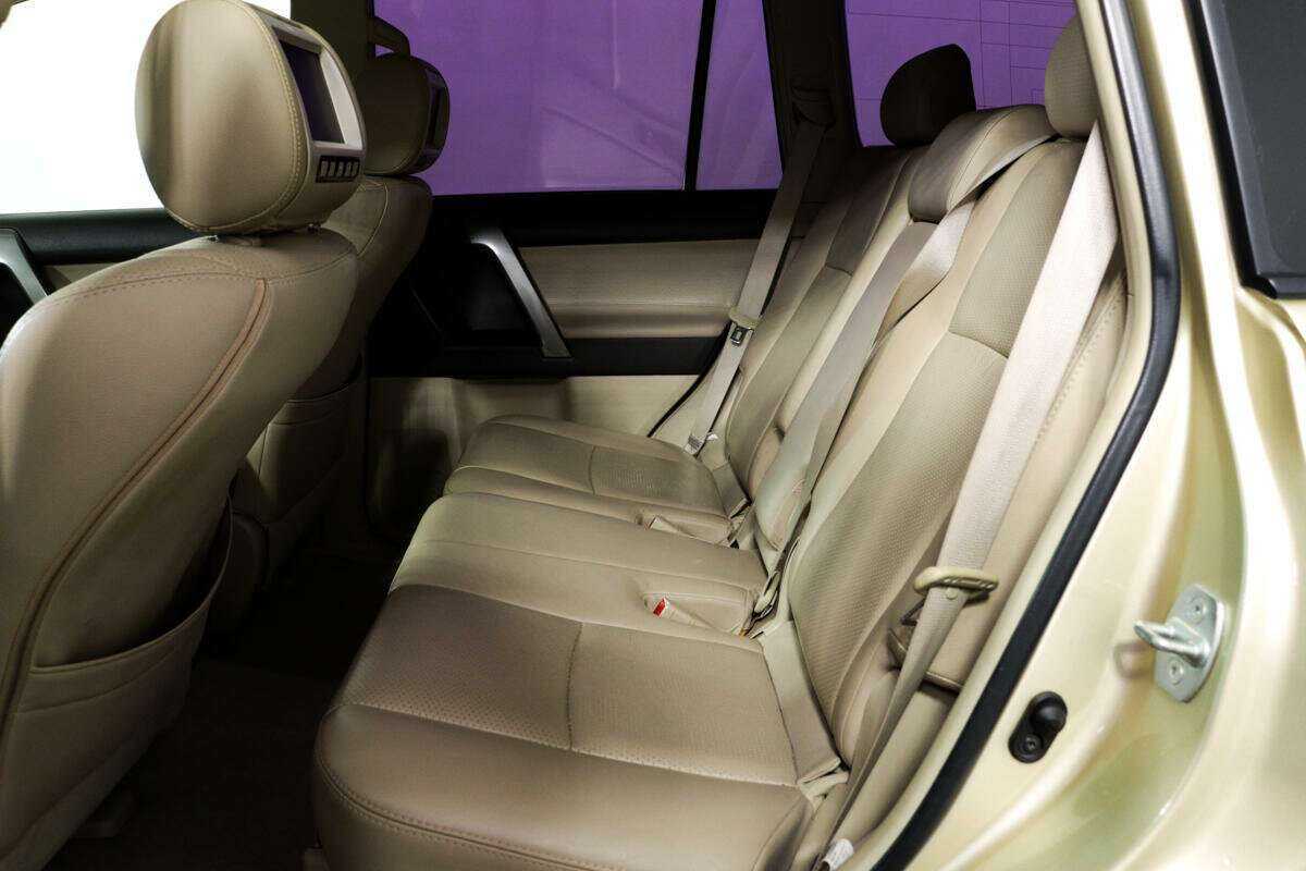 Toyota Land Cruiser Prado, 2011 Фото №12