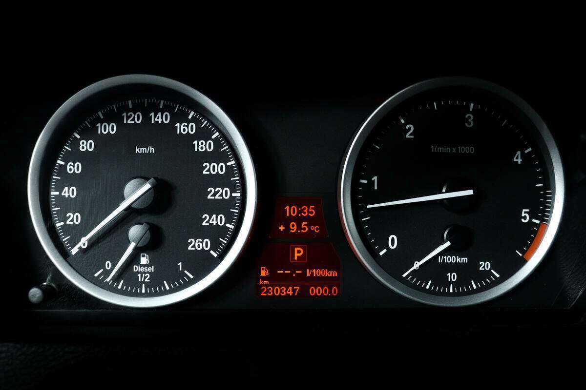 BMW X6 30d, 2010 Фото №10