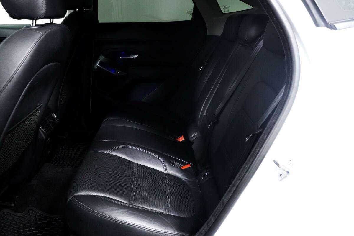 Jaguar E-Pace, 2018 Фото №12