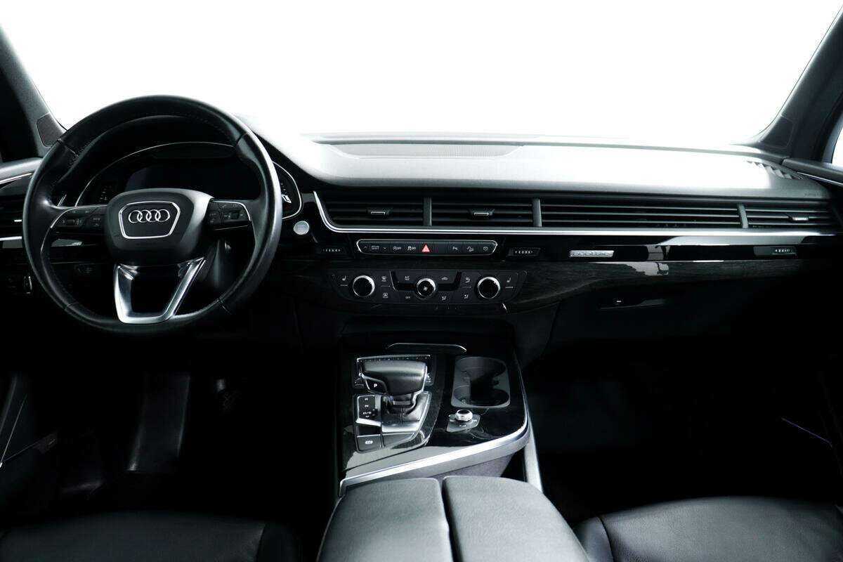 Audi Q7, 2018 Фото №11