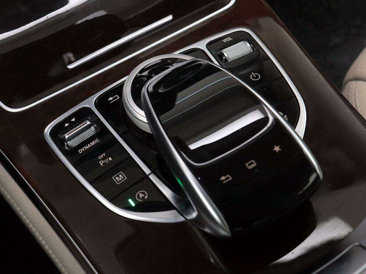 Mercedes-Benz GLC 250, 2015 Фото №16