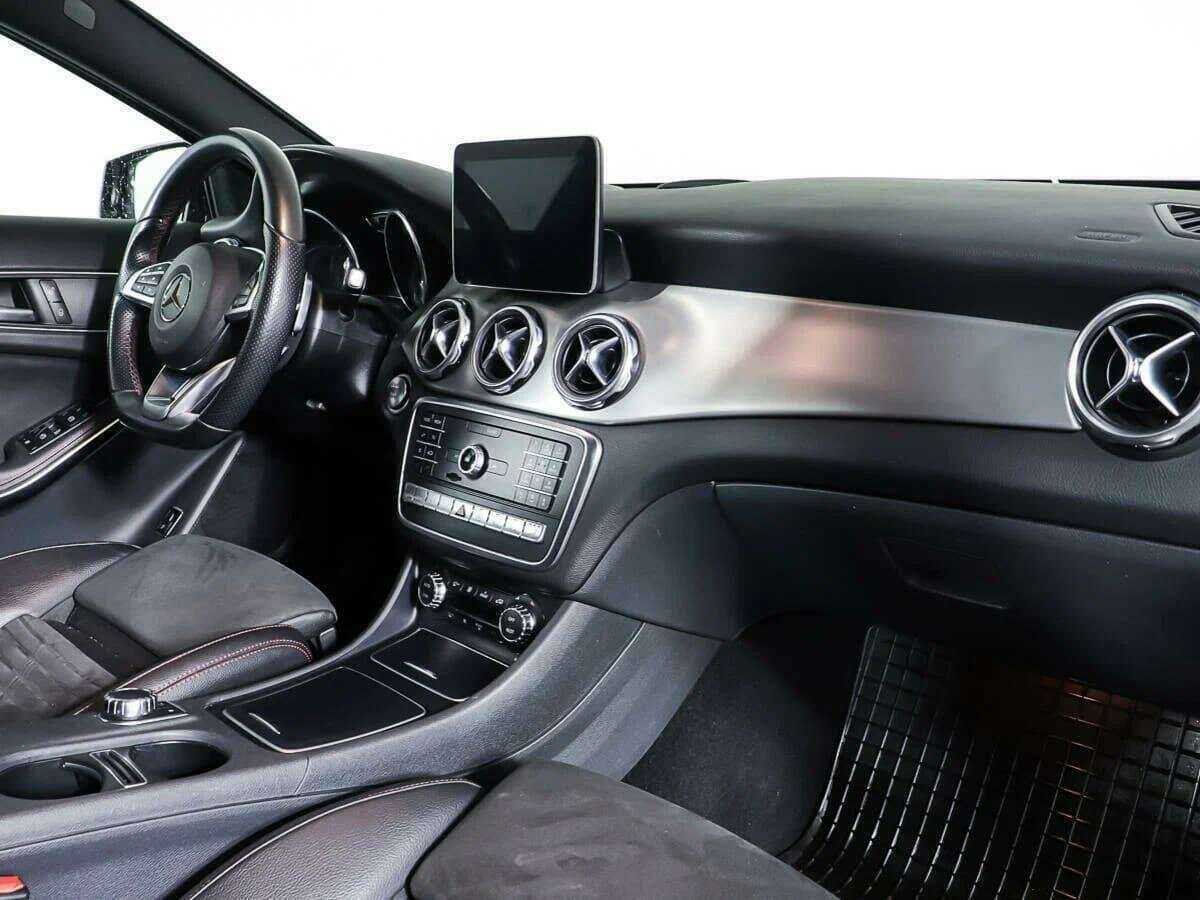 Mercedes-Benz GLA 250, 2018 Фото №9