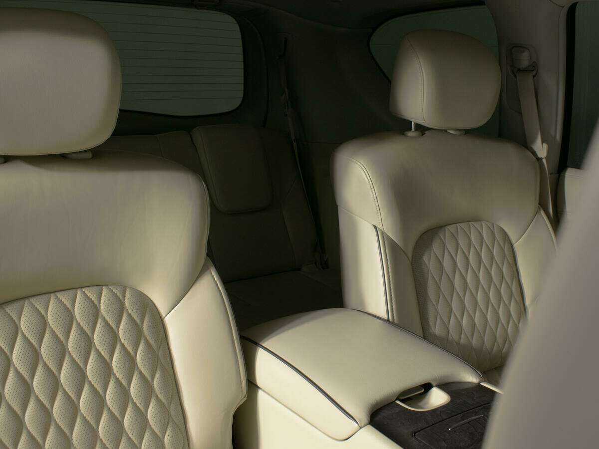 Infiniti QX80, 2018 Фото №17