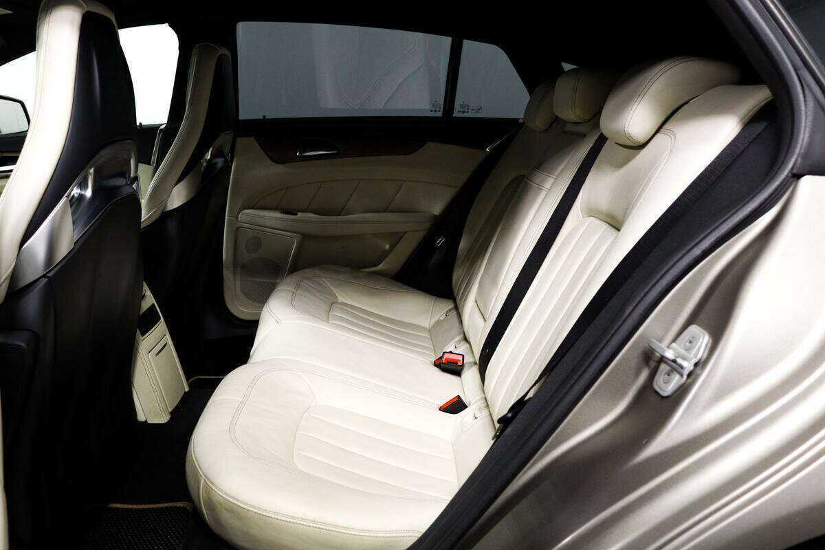 Mercedes-Benz CLS 500, 2013 Фото №12