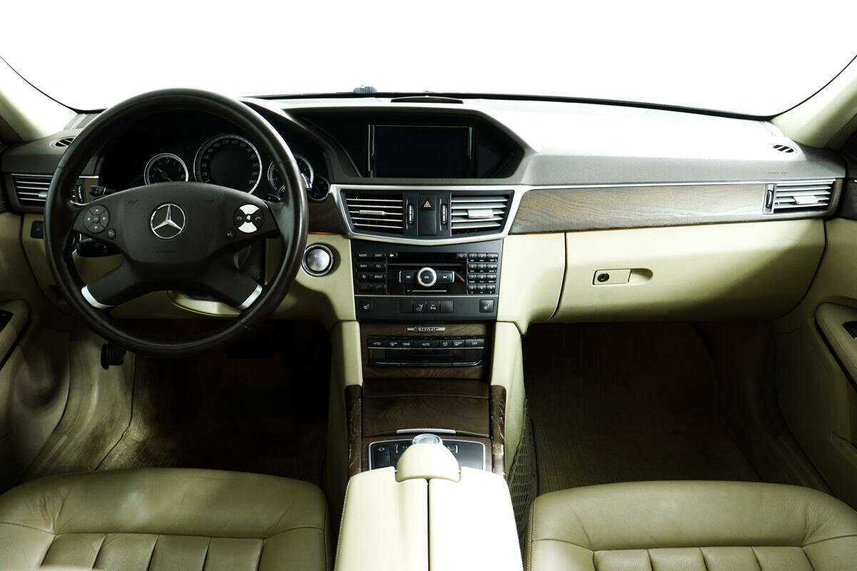 Mercedes-Benz E-Класс 350, 2011 Фото №10