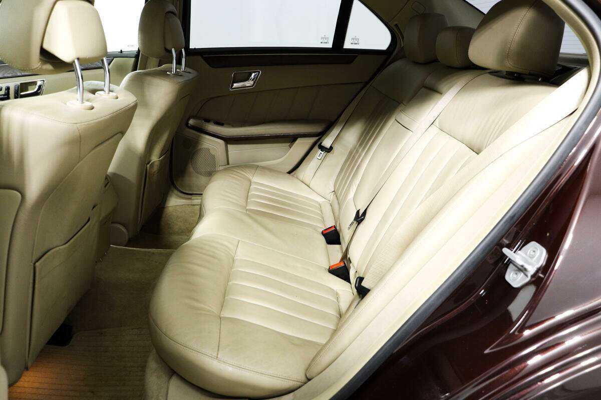 Mercedes-Benz E-Класс 350, 2011 Фото №11