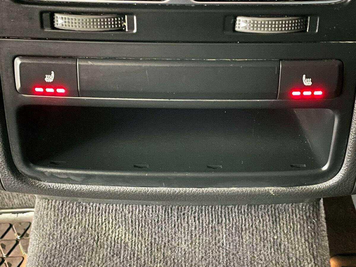 Volkswagen Touareg, 2015 Фото №11