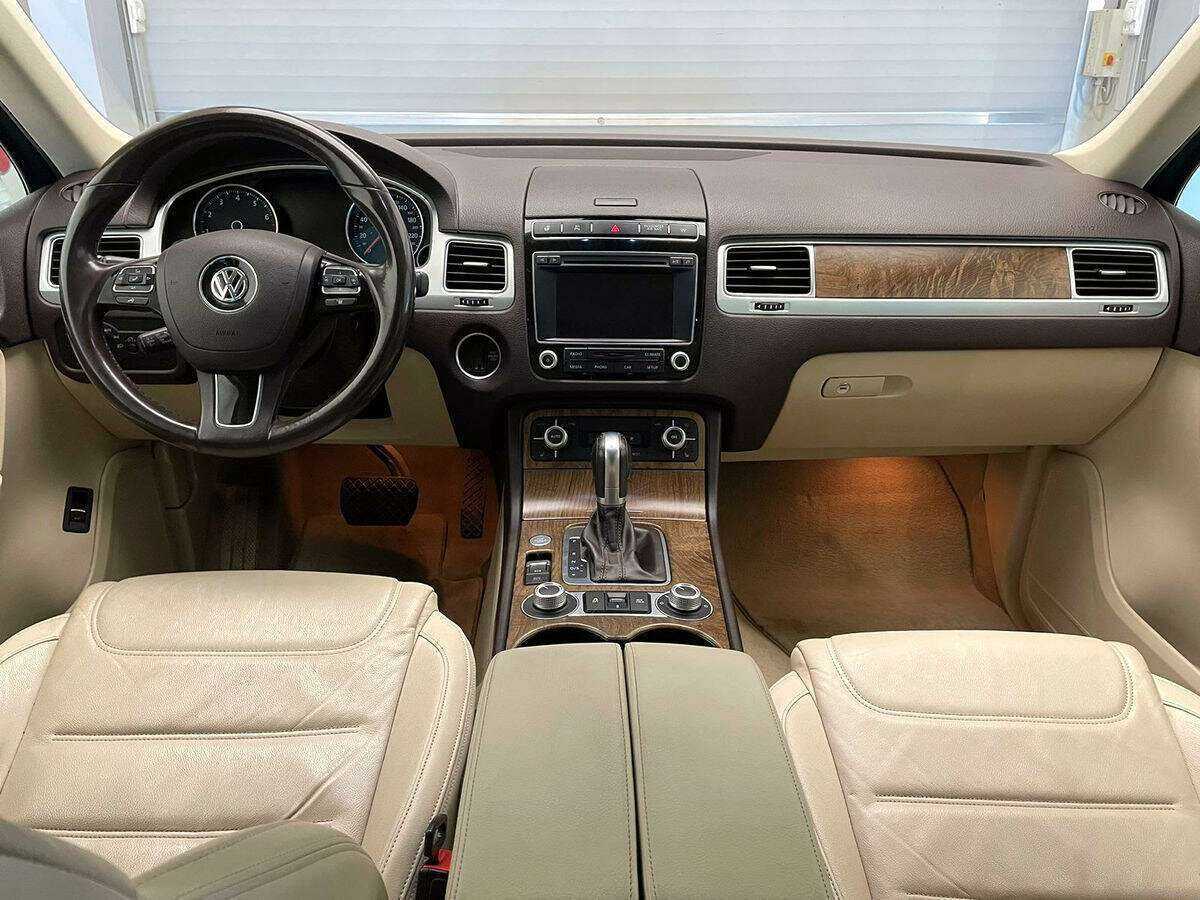 Volkswagen Touareg, 2015 Фото №9