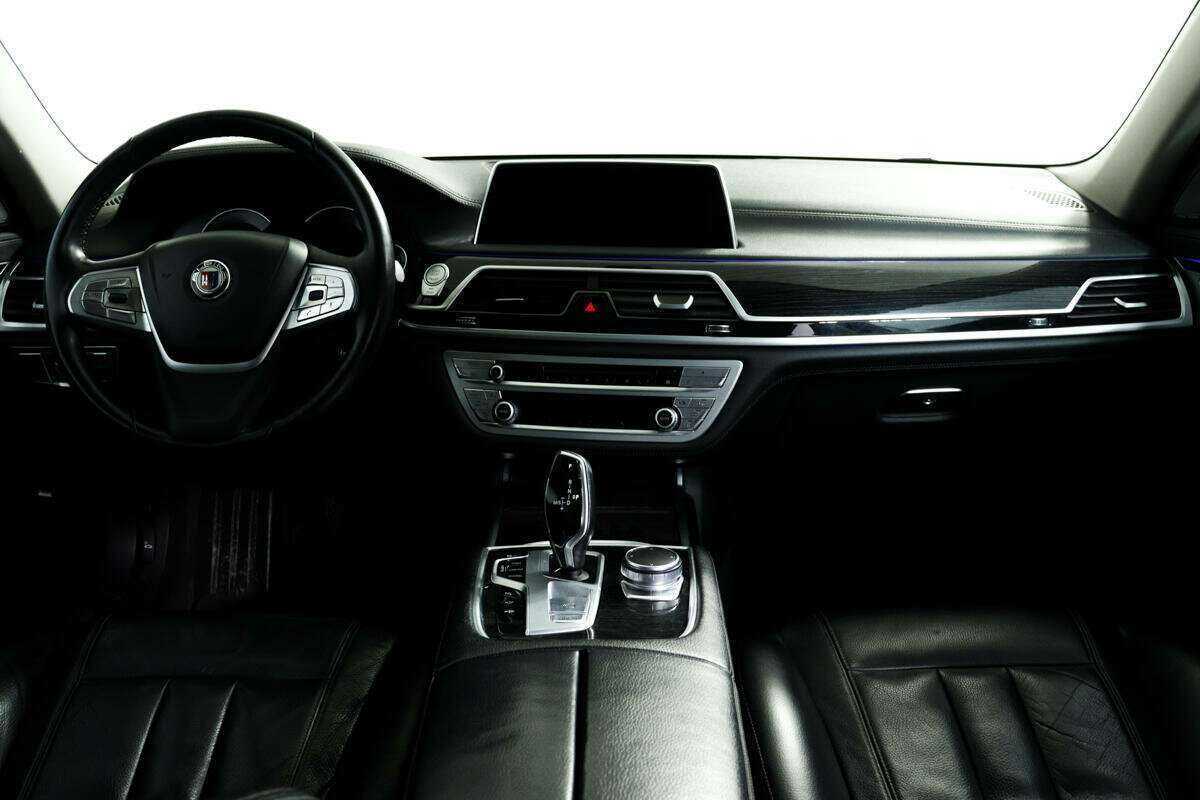 BMW 7 серии 730d xDrive, 2017 Фото №11