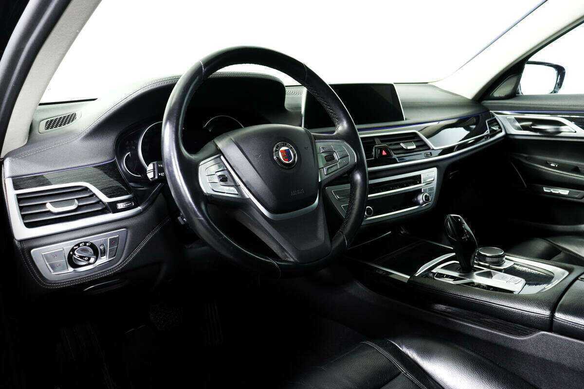 BMW 7 серии 730d xDrive, 2017 Фото №13