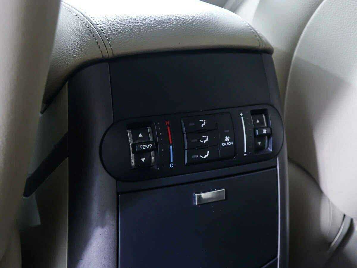 Kia Mohave 8-speed, 2011 Фото №18