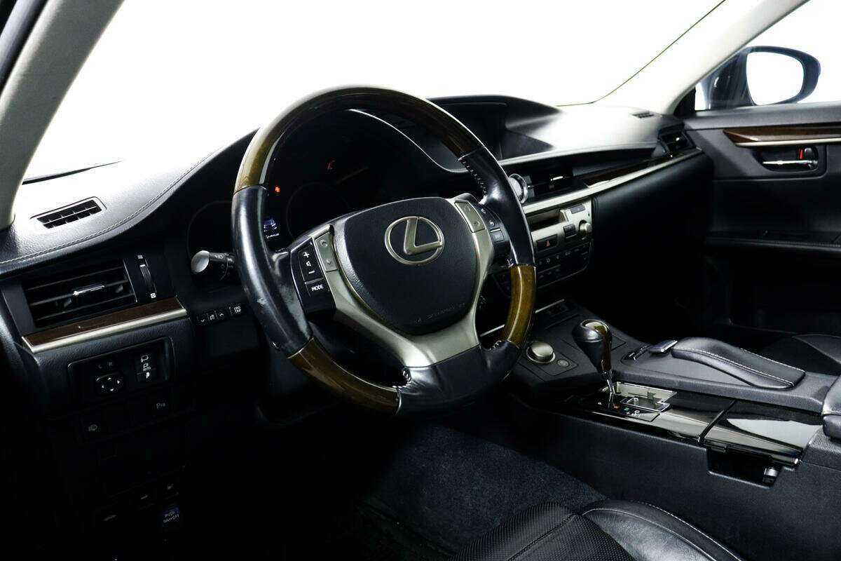 Lexus ES 250, 2013 Фото №13