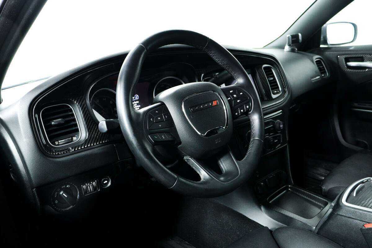 Dodge Charger R__T, 2019 Фото №13