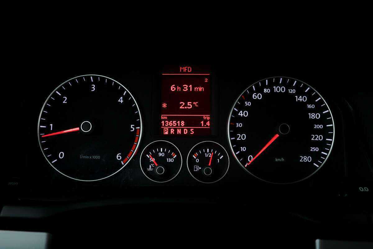 Volkswagen Scirocco, 2009 Фото №10