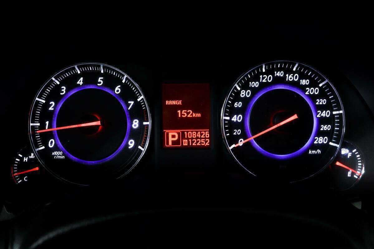 Infiniti FX37, 2010 Фото №10