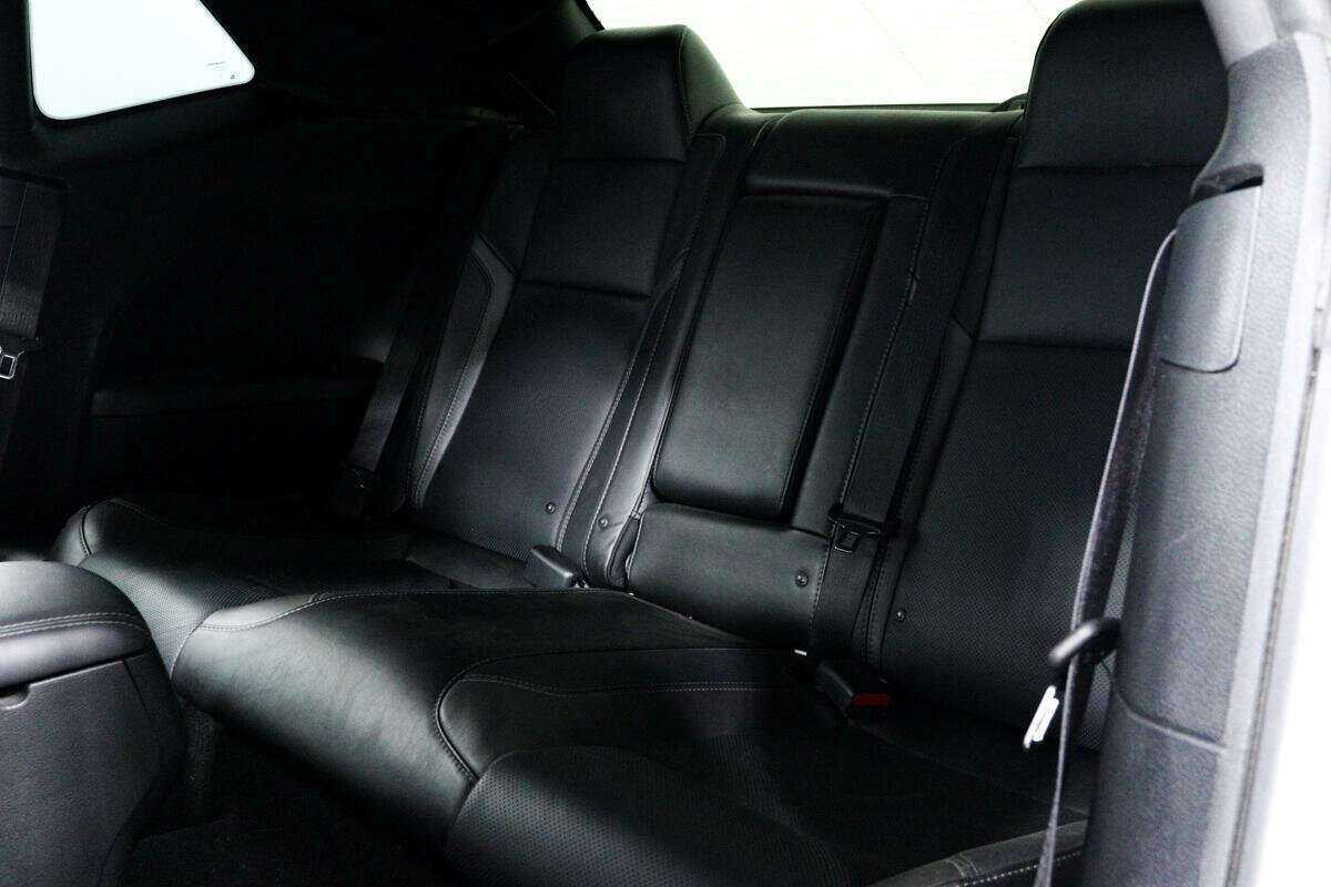 Dodge Challenger, 2020 Фото №11